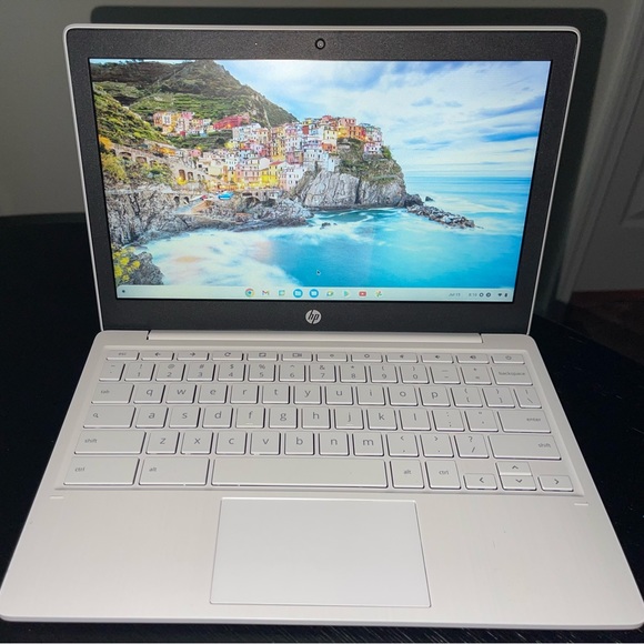 HP Chromebook 11-inch Laptop - Picture 5 of 7